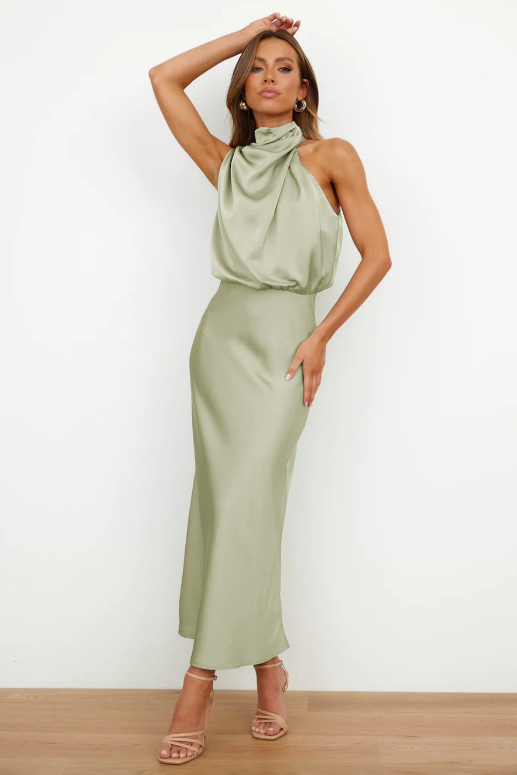 Selena | Elegant flowing satin dress