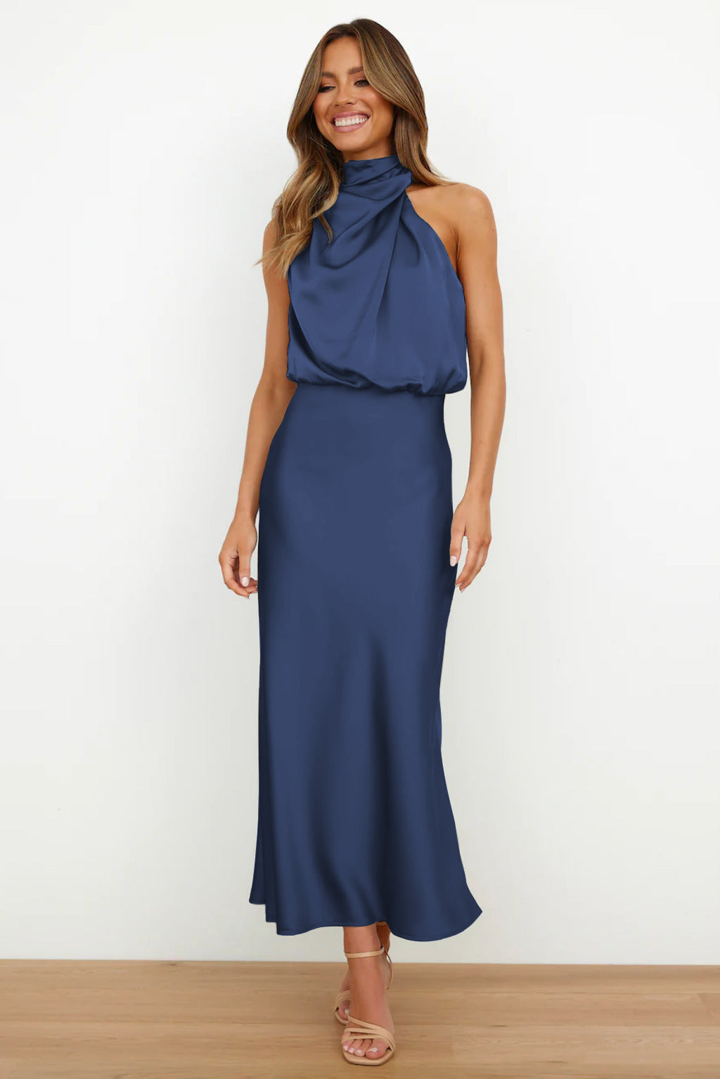 Selena | Elegant flowing satin dress