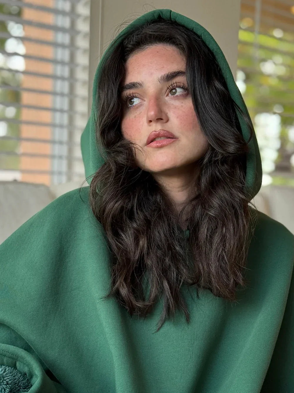 Solara | Oversized hoodie blanket
