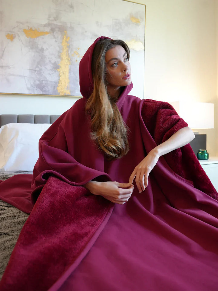Solara | Oversized hoodie blanket