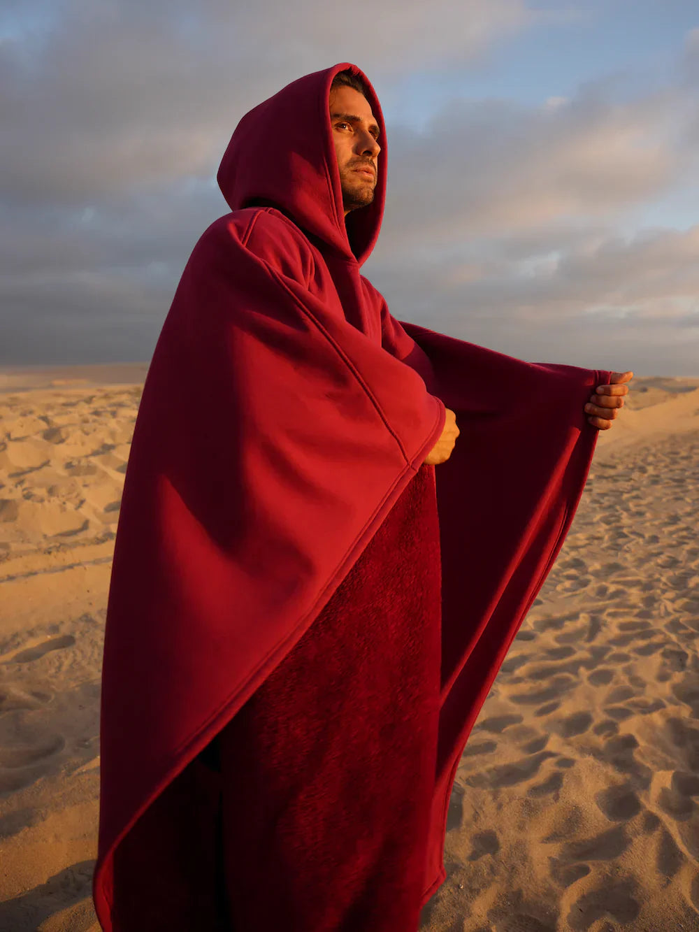 Solara | Oversized hoodie blanket