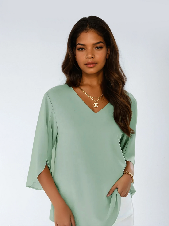 Clara - V-neck blouse
