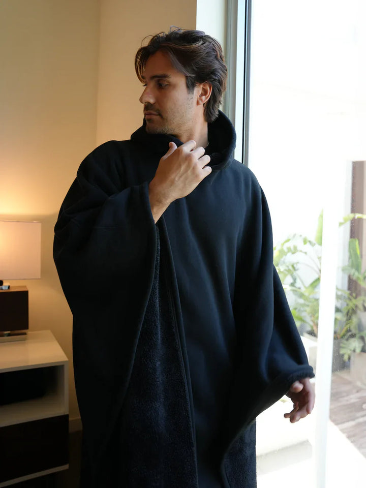 Solara | Oversized hoodie blanket