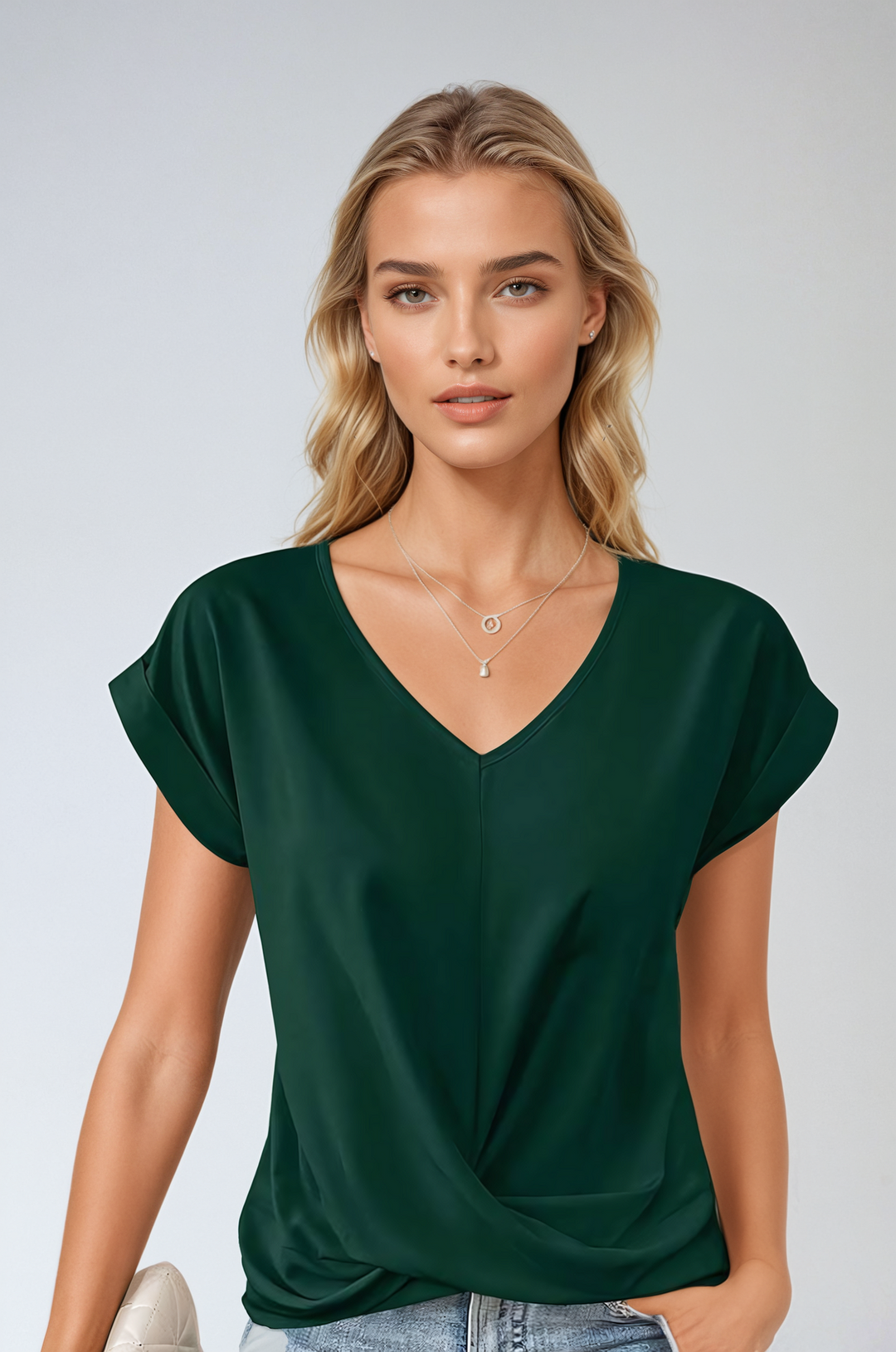 Elara | V-neck top